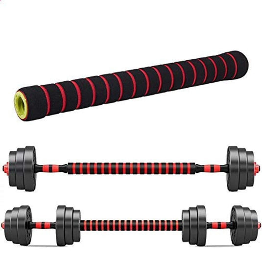 Een rood en zwart gestreepte Verbeter je krachttrainingsroutine met de halterstang voor dumbbells en barbells set met verstelbare gewichten op een witte achtergrond.