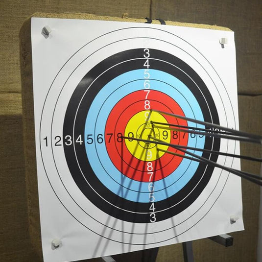 Pijlen raken de roos van onze