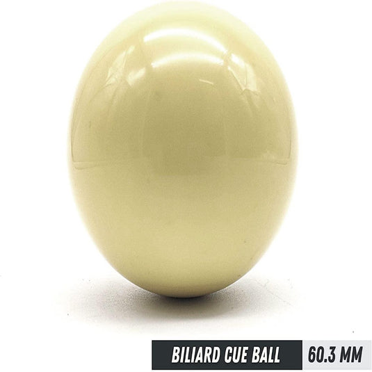 Een enkele gele Verbeter je biljartspel met onze hoogwaardige speelbal voor biljart met een diameter van 60,3 mm, weergegeven tegen een effen witte achtergrond.