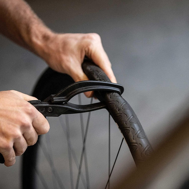 Laad afbeelding in Galerijviewer, Maak het wisselen van banden eenvoudig met onze bandentang voor fietsen!
