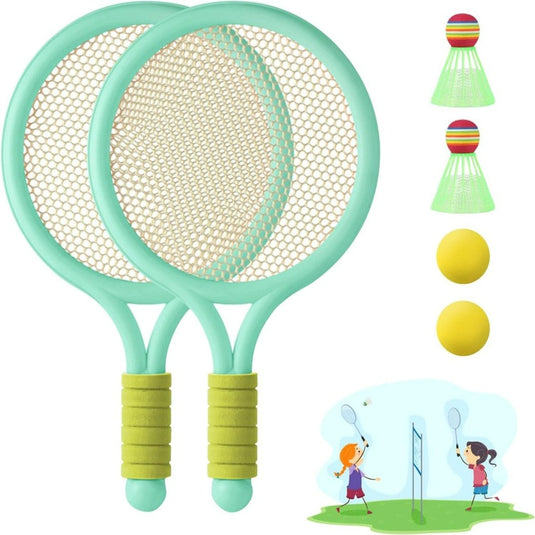 Productnaam: Yonex Badmintonset voor kinderen

Zin: Yonex Badmintonset voor kinderen met twee lichtgewicht rackets, shuttles en ballen, inclusief illustratie van kinderen die spelen.