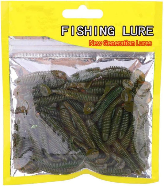 Plastic zak met daarin diverse gekleurde kunstaas met het opschrift "Vis als een pro met dit 50-delige set zachte kunstaas!" op een gele achtergrond.