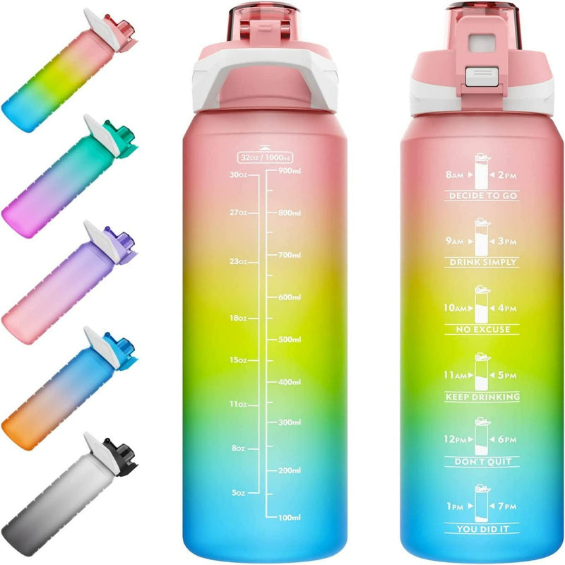 Laad afbeelding in Galerijviewer, Een verscheidenheid aan kleurrijke 1 liter BPA-vrije waterflessen met tijdmarkers en inspirerendede zinnen om hydratatie gedurende de dag te stimuleren.
