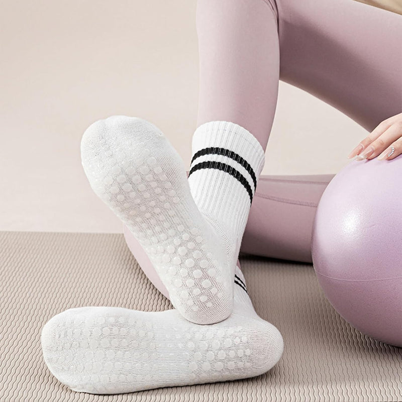 Carica immagine in Galleria Viewer, Antislip sokken dames 4 paar maat 35-40 met siliconen grip – yoga pilates trampoline sokken
