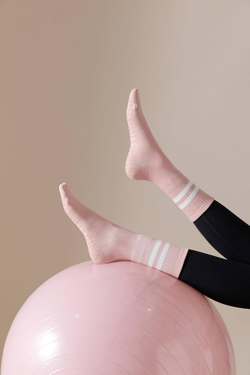 Załaduj obraz do przeglądarki galerii, Pilates antislip sokken 3 paar met siliconen grip – yoga sokken – fitness sokken
