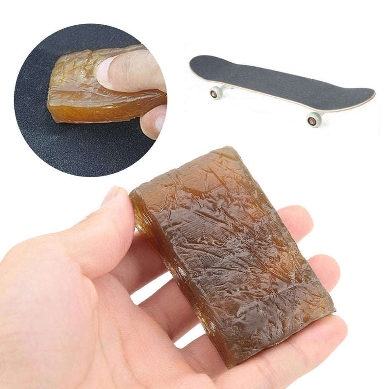 Carica immagine in Galleria Viewer, Skateboard griptape reiniger van rubber 7,5 x 4 cm voor verwijderen van vuil en voetafdrukken – gripgum – skateonderhoud
