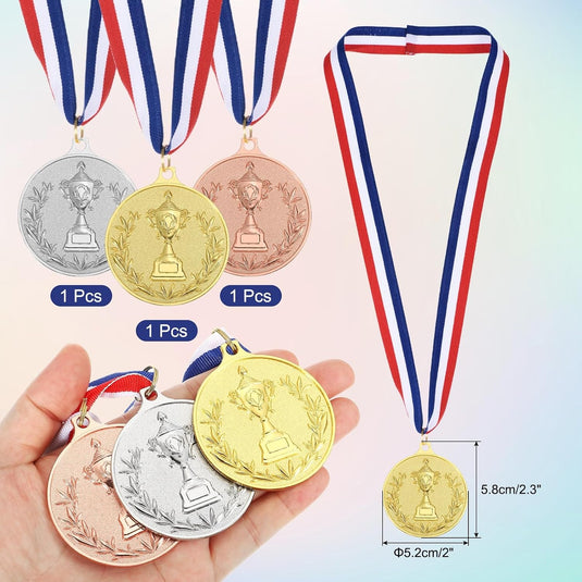 Gouden medailles met neklint 3 stuks 5,8 x 5,2 cm – winnaarsmedailles – sport en wedstrijd prijzen