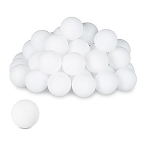 Load image into Gallery viewer, Een set van 100 veelzijdige witte pingpongballen voor beerpong en meer, waarbij één bal op artistieke wijze op de voorgrond is geplaatst.
