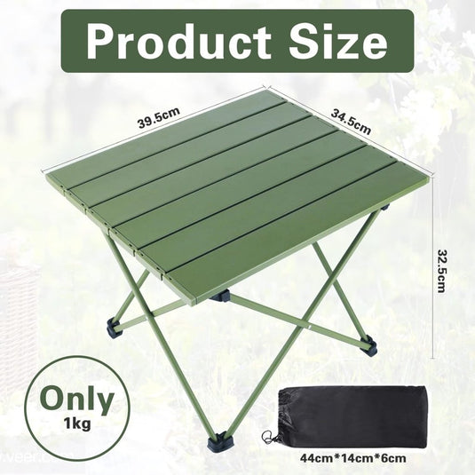 Beleef het ultieme kampeeravontuur met onze draagbare campingtafel, met een opvouwbaar groen design en aluminium tafelblad. Hij meet 39,5 cm x 34,5 cm, staat op een hoogte van 32,5 cm, weegt slechts 1 kg en wordt geleverd met een handige draagtas (44 cm x 14 cm x 6 cm).