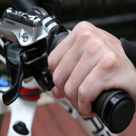 Ergonomische fietshandvatten 22 mm zwart met einddoppen - happygetfit.com