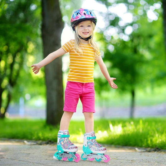 Kinder inline skates voor meisjes jongens - Blades Roller voor kinderen leeftijd 4 5 6 7- Verstelbaar All Light Up Wheel Indoor Outdoor Sport Verjaardagscadeau voor zoon en kleinzoon - happygetfit.com