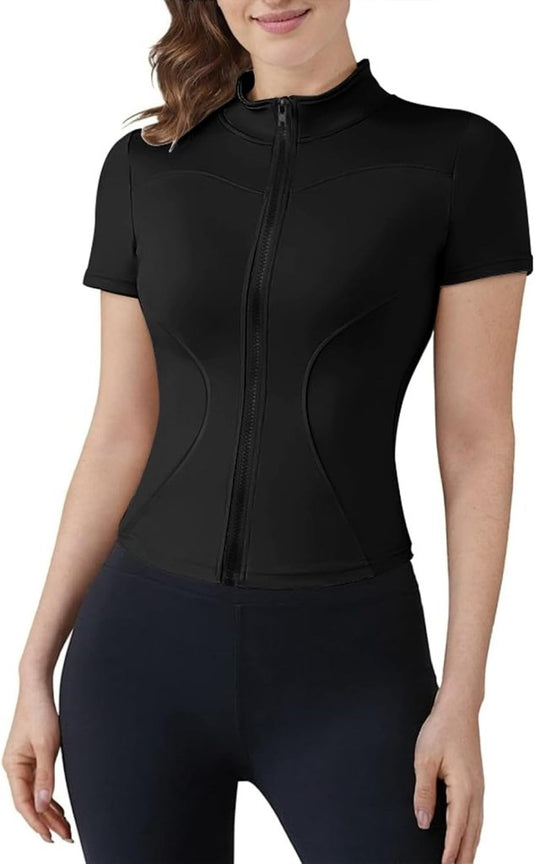 Sporttop dames met korte mouwen en ritssluiting in aansluitend cropped model voor yoga en fitness – trainingsshirt – yogakleding - happygetfit.com