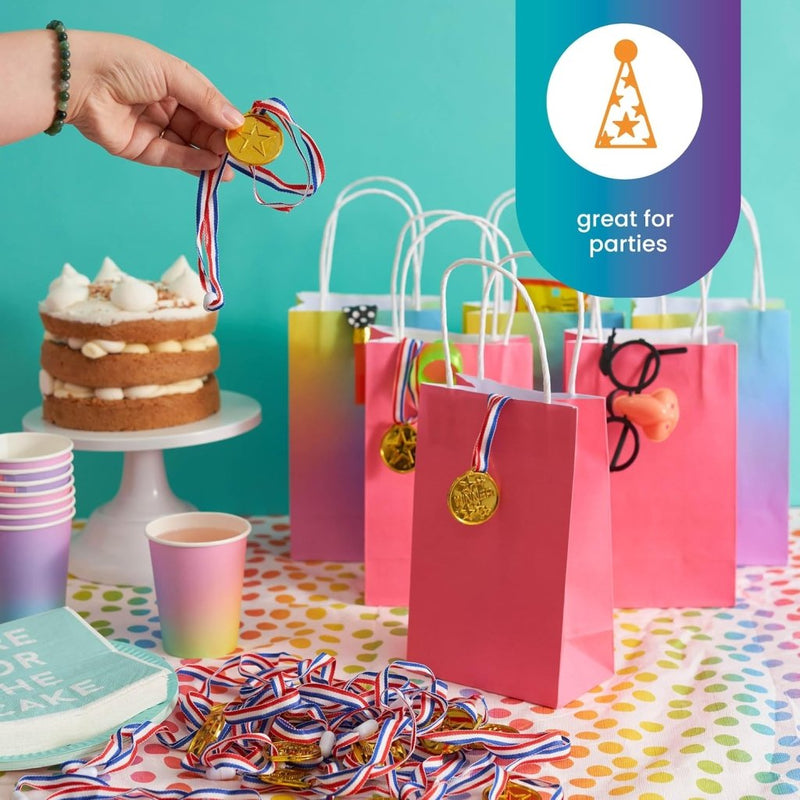 Laad afbeelding in Galerijviewer, THE TWIDDLERS 24 stuks trofeeën en medailles voor kinderverjaardagsfeest, schoolsport, toernooi en Halloween-kostuumfeesten, gastgeschenken en beloningen - happygetfit.com
