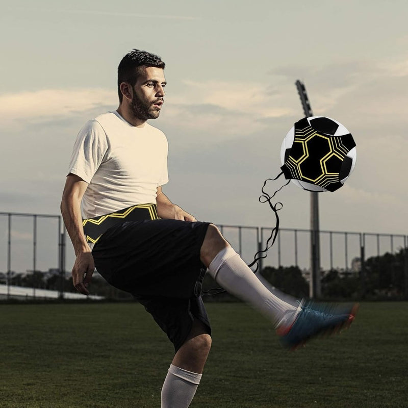 Laad afbeelding in Galerijviewer, Voetbaltrainer, voetbaltrainingshulp met flexibel verstelbare riem, solo voetbaltrainingsapparatuur geschikt voor kinderen en volwassenen, geschikt voor ballen van 3, 4 en 5 - happygetfit.com

