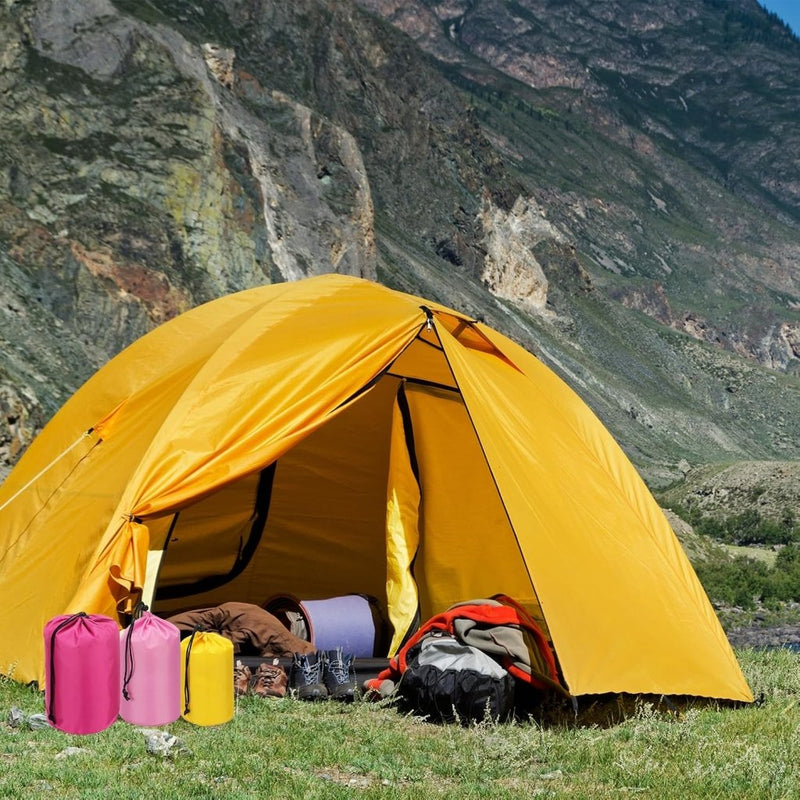 Laden Sie das Bild in Galerie -Viewer, Waterdichte opbergzak 34,5 x 67 cm met trekkoord donkergroen – stuff sack – camping accessoires - happygetfit.com
