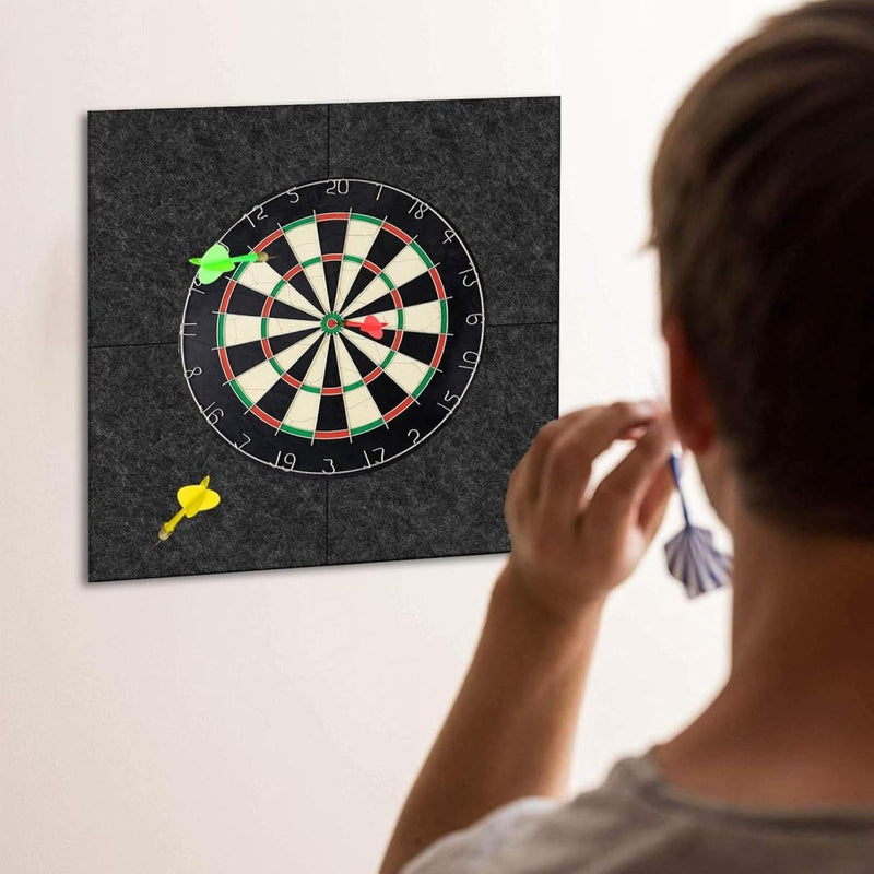 Charger l’image dans la visionneuse de galerie, Zelfklevende dartbord achterwand 60 x 60 cm van 12 mm dik vilt met 4 beschermplaten – dartwandisolatie – dartschild - happygetfit.com
