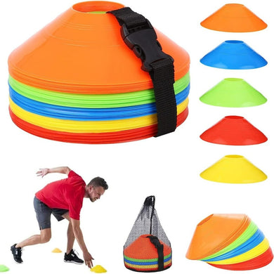 Een set voetbalkegels met verschillende kleuren, ontworpen voor Transformeer je spel met onze trainingshoedjes van duurzaam PE en gemaakt van high-visibility PE-materiaal.