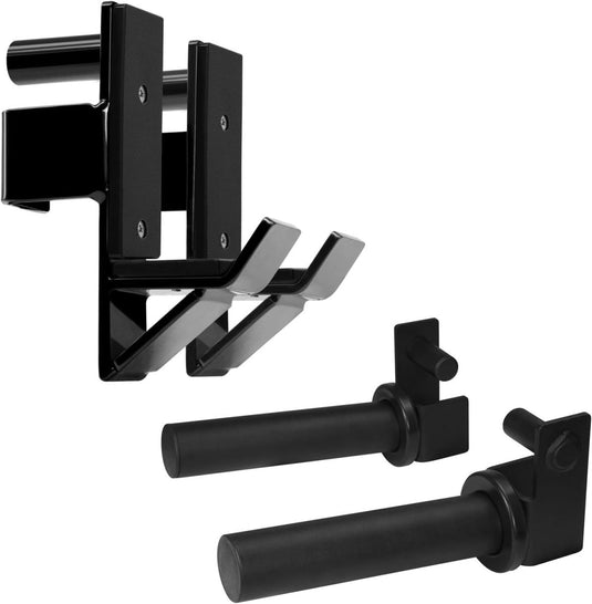 Een paar zwarte Veilige en betrouwbare J-haken voor uw power rack met twee handvatten, ontworpen voor de veiligheid en voorzien van J-haken haken voor een veilige bevestiging.